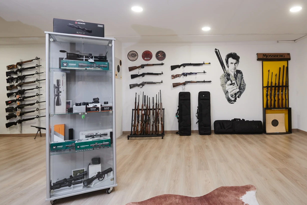 Le Pti Calibre Armurerie Forbach Showroom Tir 1 1 1