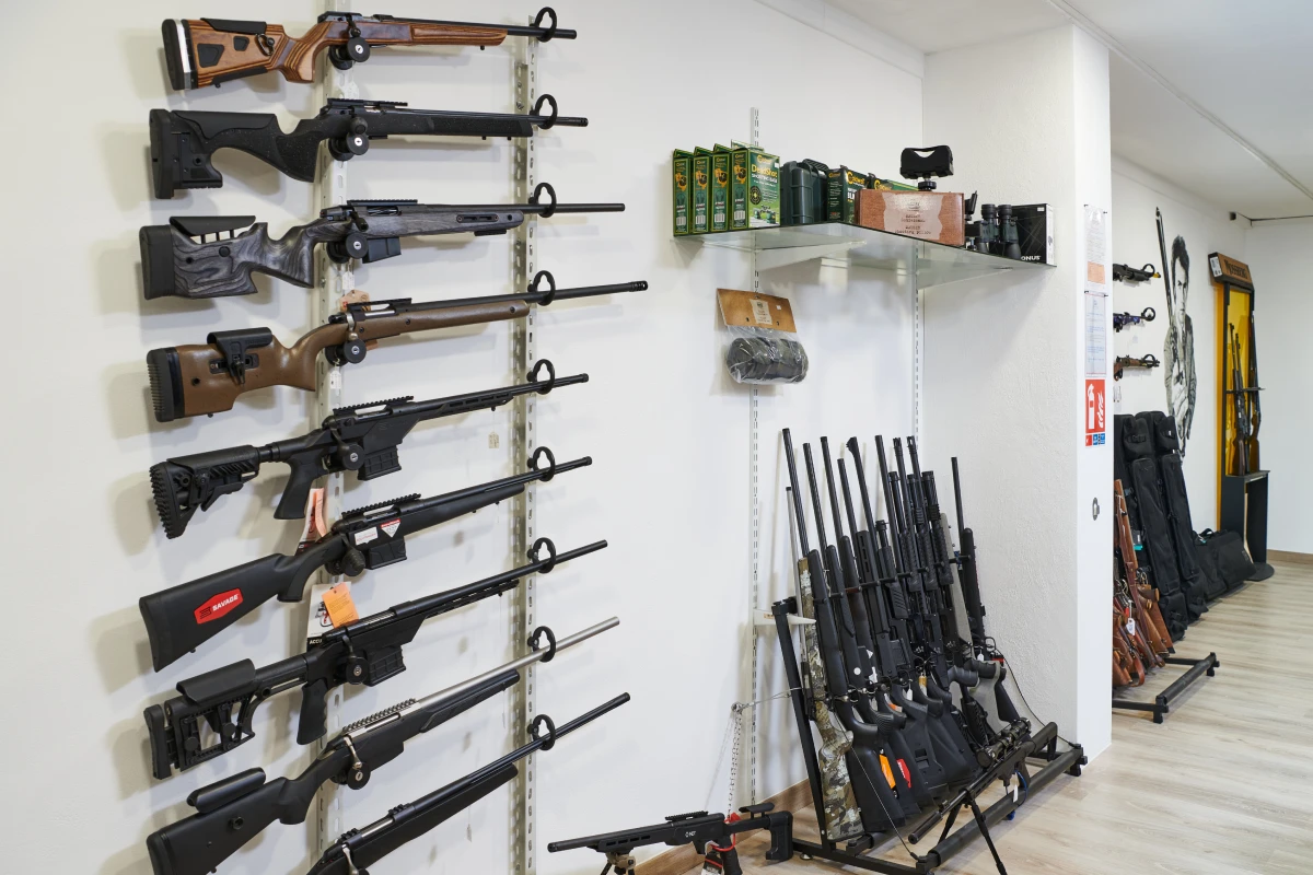 Le Pti Calibre Armurerie Forbach Showroom Tir 2 1